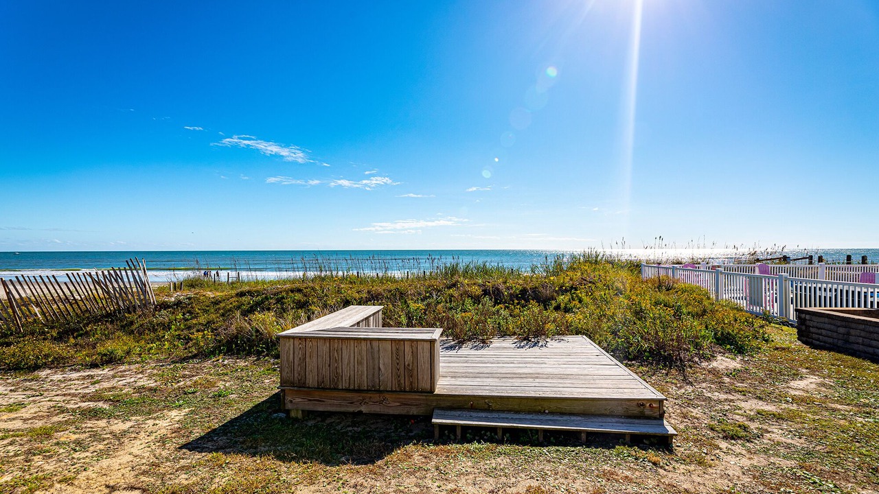 Photo of Others in Pine Knoll Shores