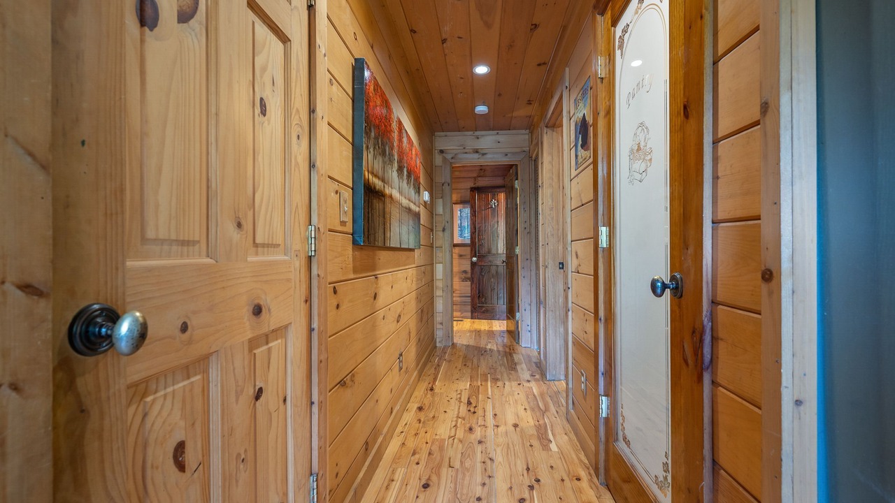 Photo of Bedroom in Lake Lure