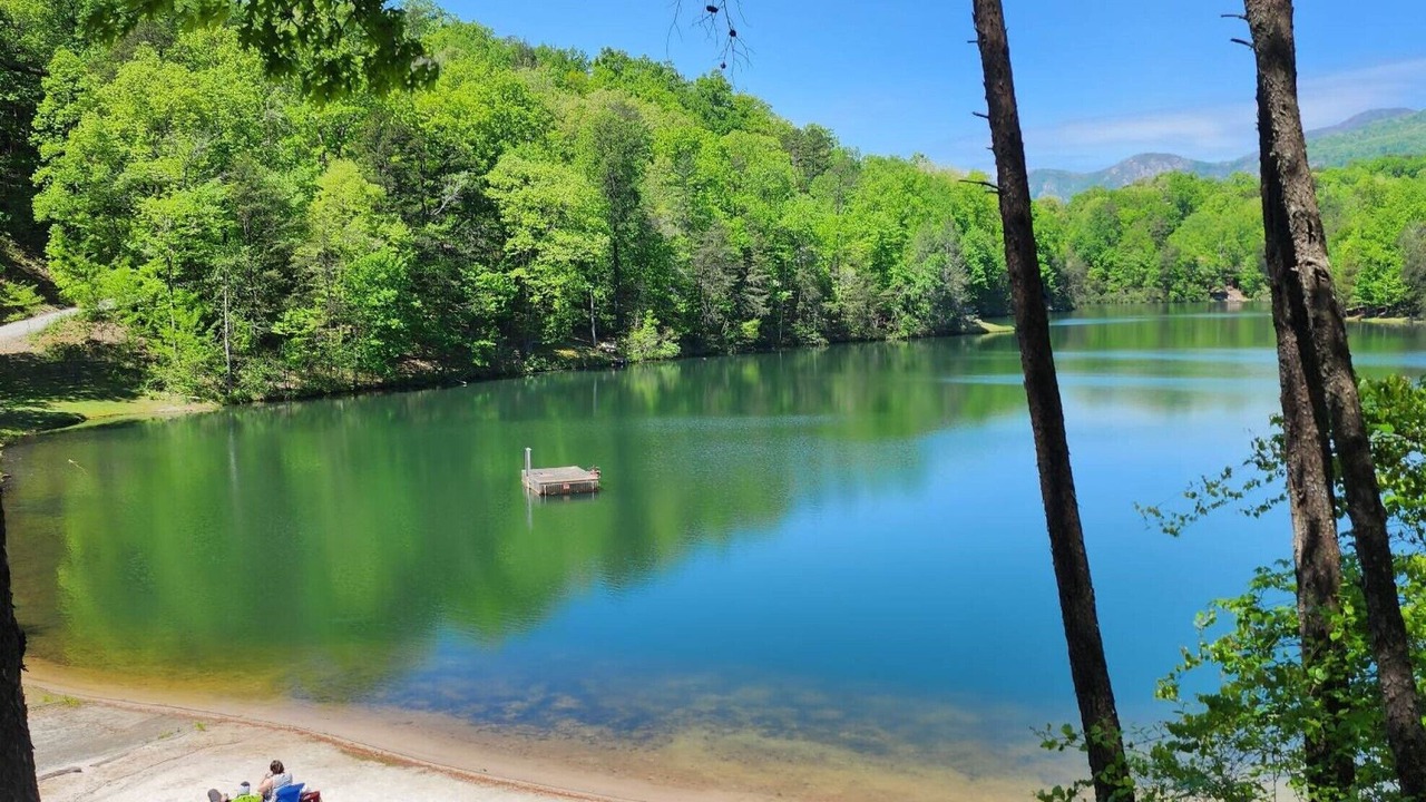 Photo of Outdoor in Lake Lure