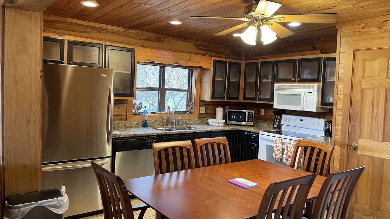 Photo of Kitchen in Saluda