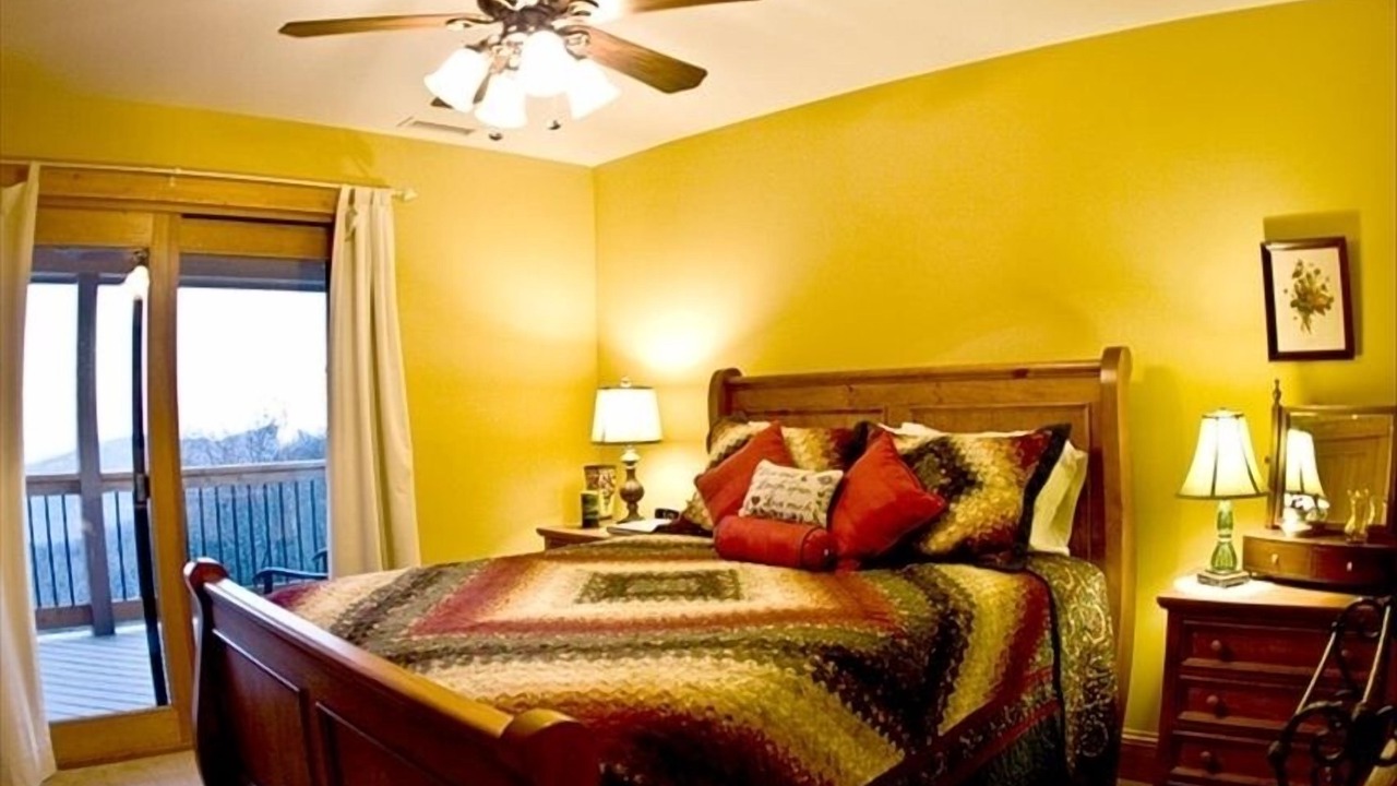 Photo of Bedroom in Old Fort