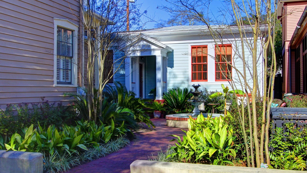 Photo of Outdoor in Metropolitan