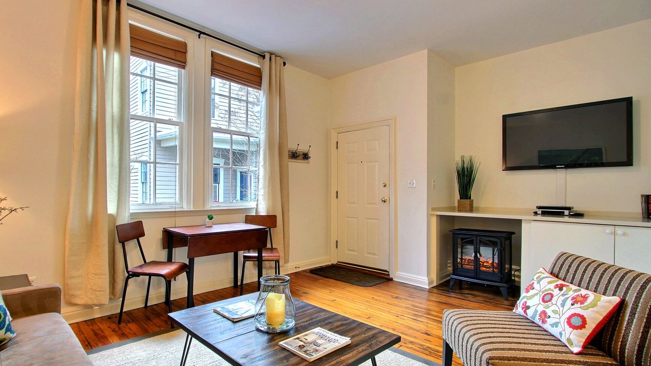 Photo of Livingroom in Metropolitan