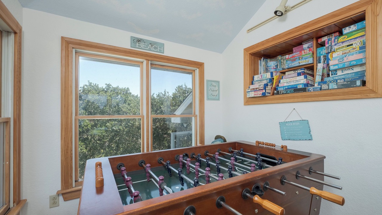 Photo of Bedroom in Monteray Shores