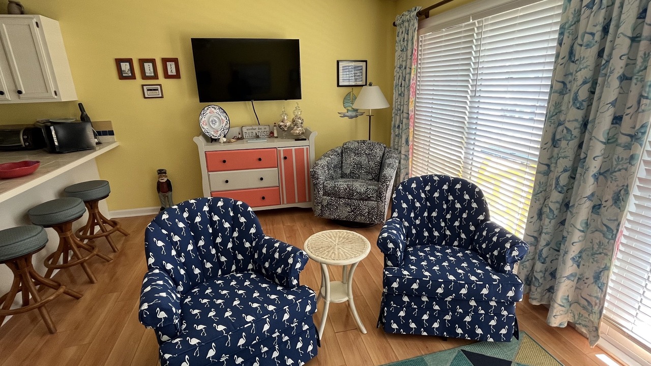 Photo of Livingroom in Emerald Isle