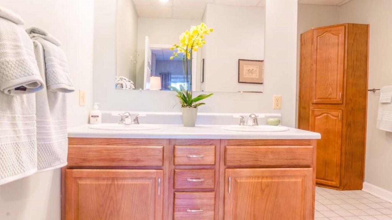 Photo of Bathroom in Woodfin