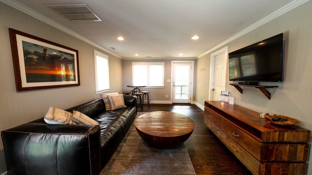 Photo of Bedroom in Waves
