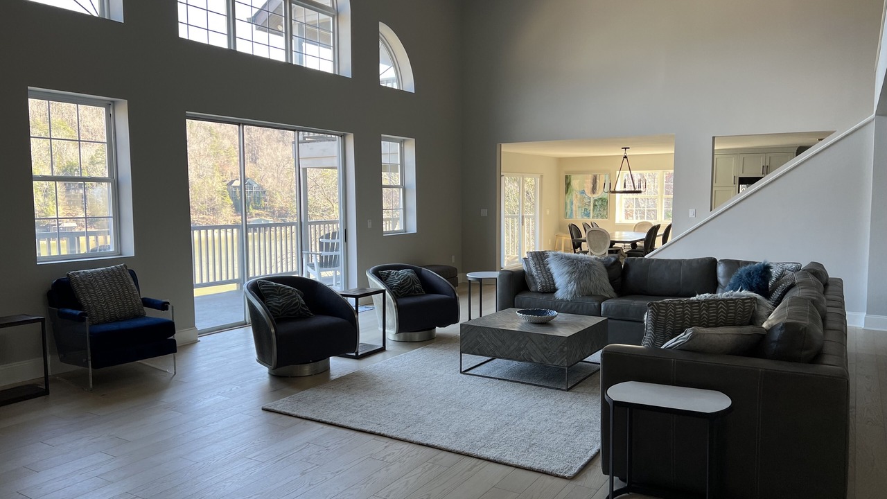 Photo of Livingroom in Lake Lure