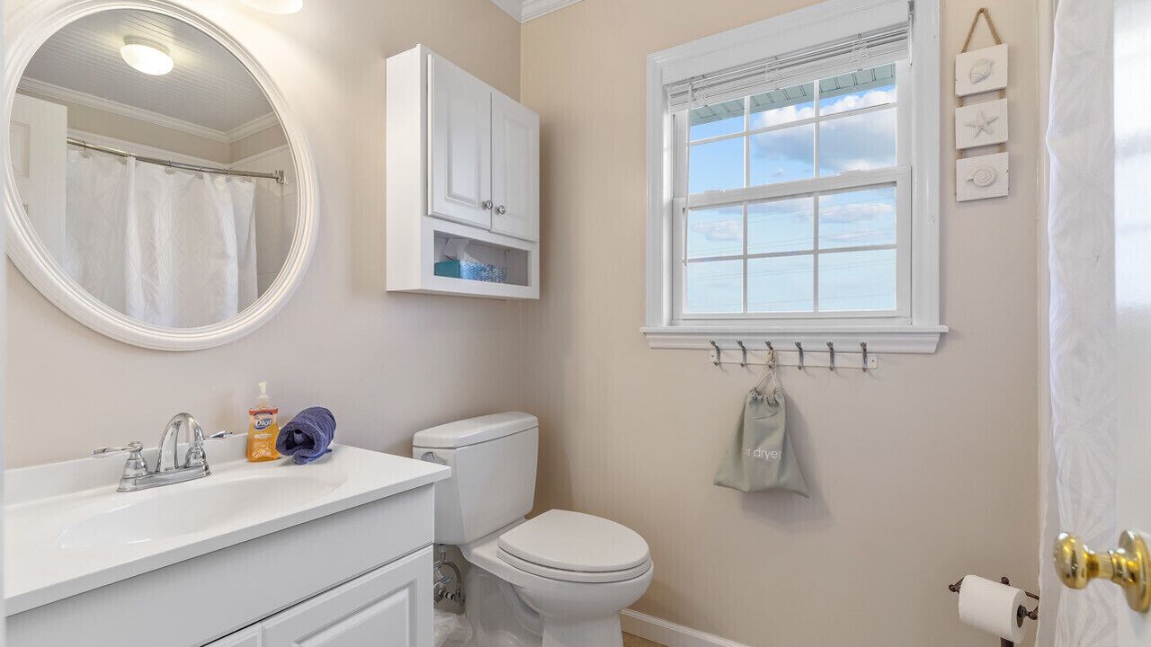 Photo of Bathroom in North Topsail Beach
