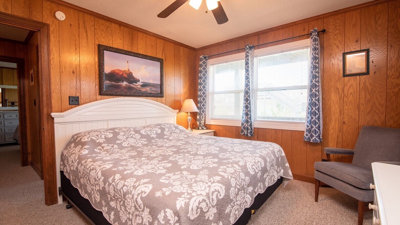 Photo of Bedroom in South Nags Head