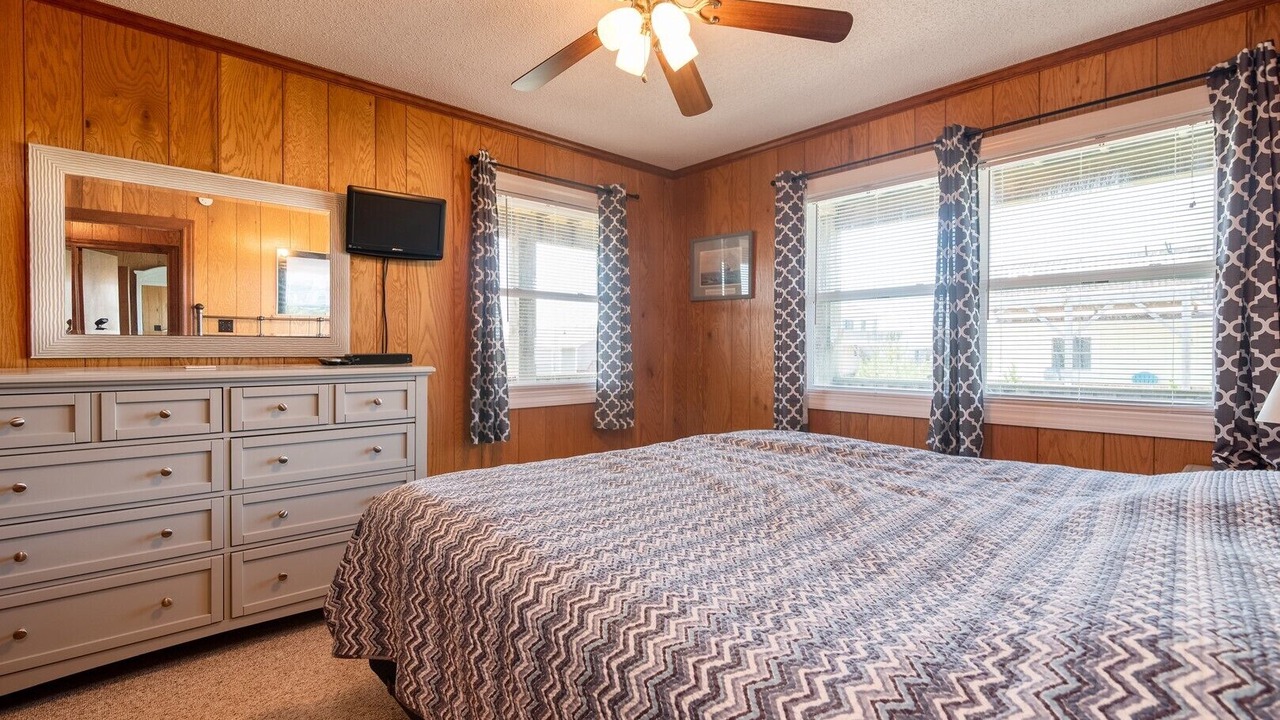 Photo of Bedroom in South Nags Head