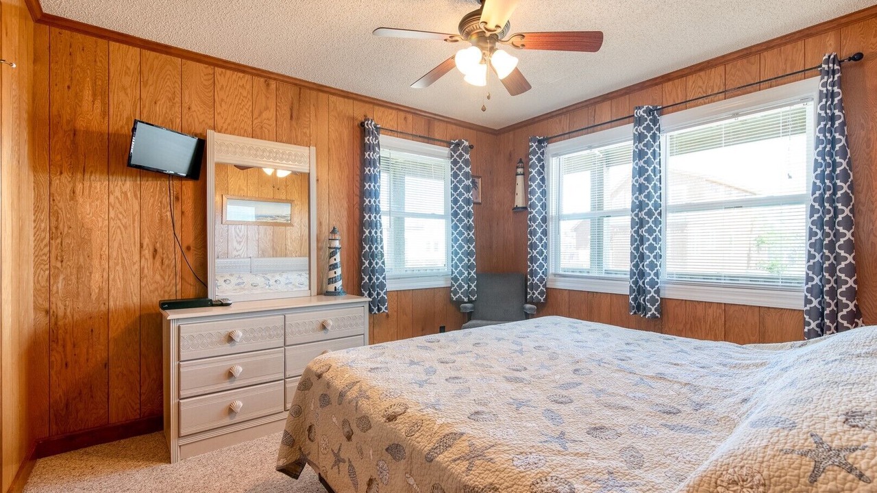 Photo of Bedroom in South Nags Head