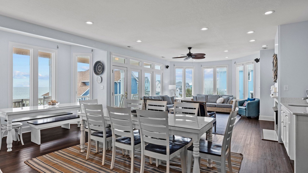Photo of Bedroom in Emerald Isle