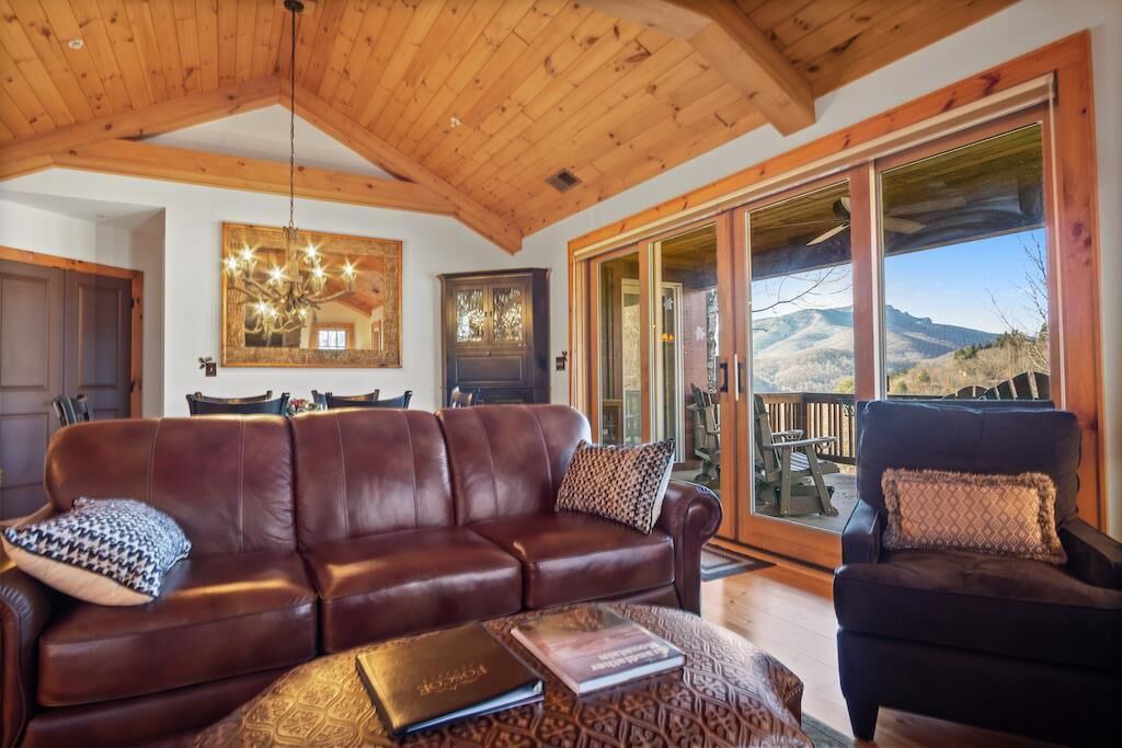 Photo of Livingroom in Foscoe