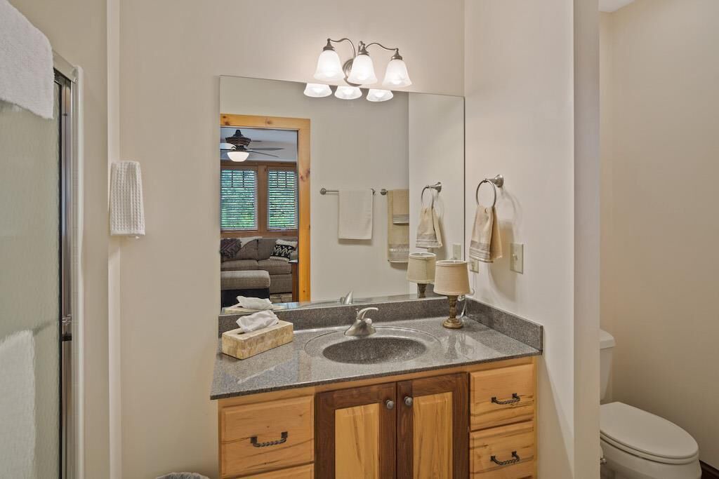Photo of Bathroom in Foscoe