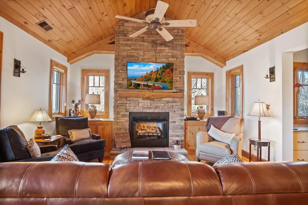 Photo of Livingroom in Foscoe