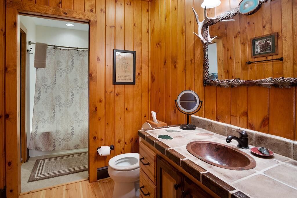 Photo of Bathroom in Foscoe