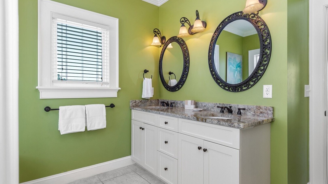 Photo of Bathroom in Emerald Isle