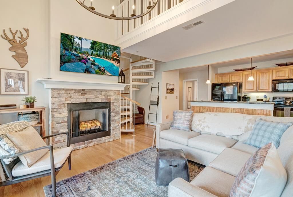 Photo of Livingroom in Foscoe