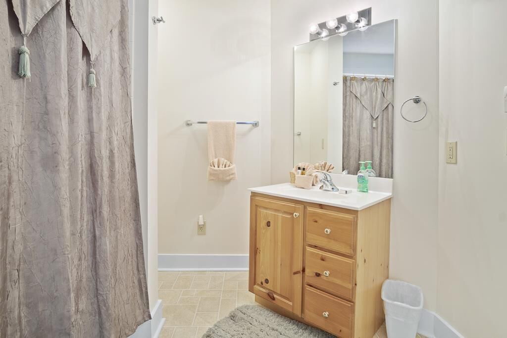 Photo of Bathroom in Foscoe