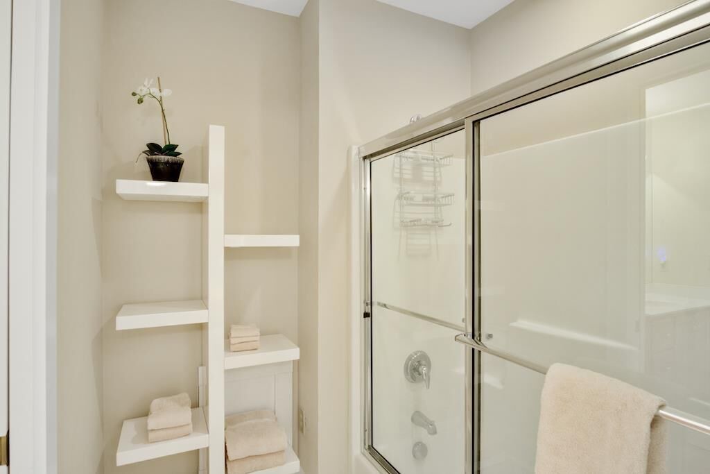 Photo of Bathroom in Foscoe