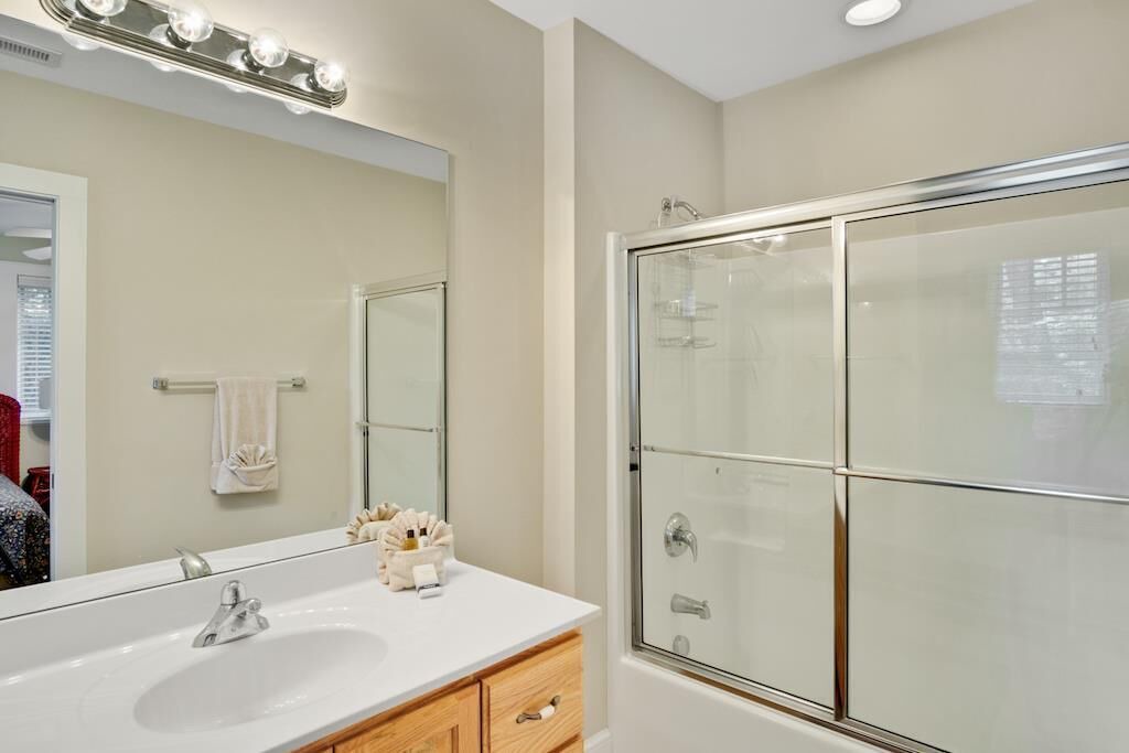Photo of Bathroom in Foscoe