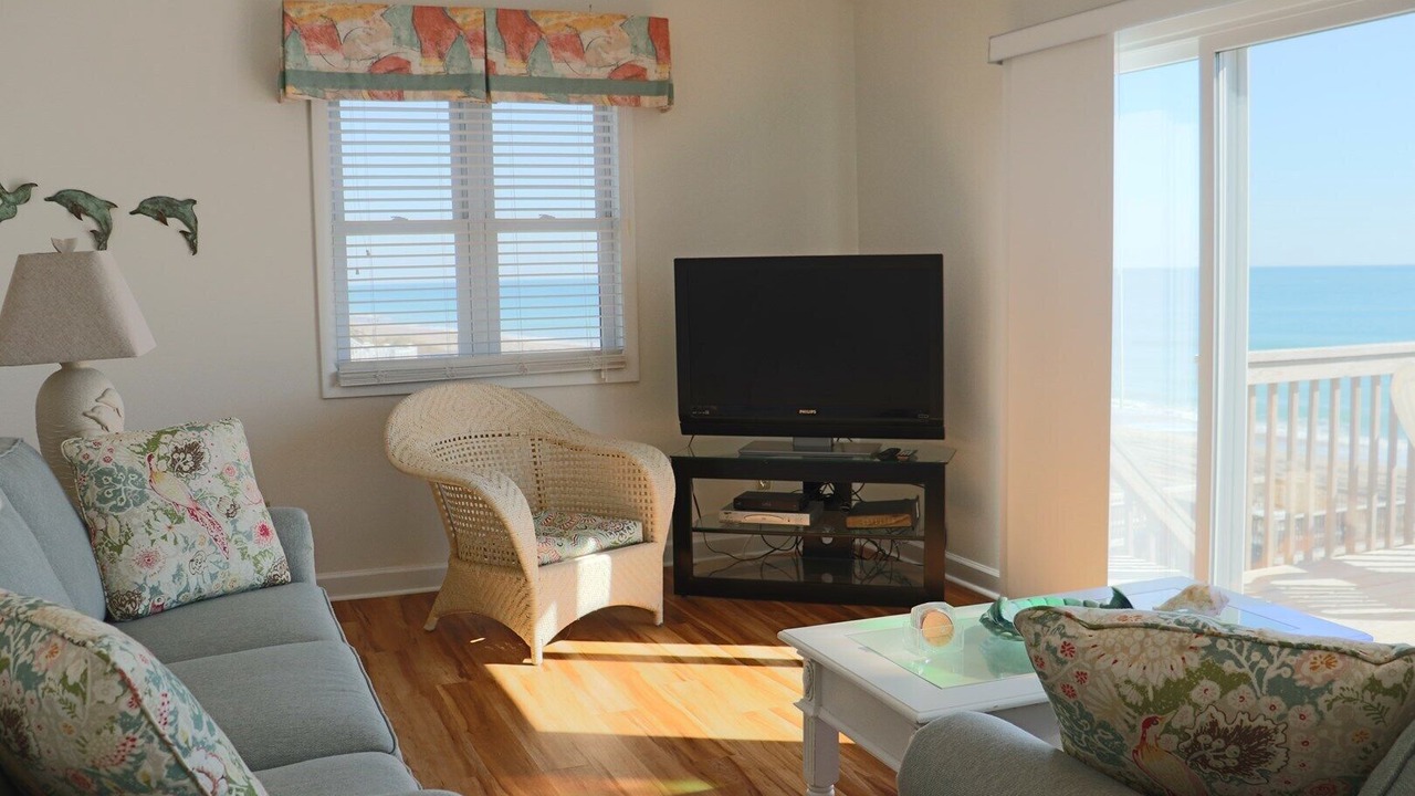 Photo of Livingroom in Emerald Isle