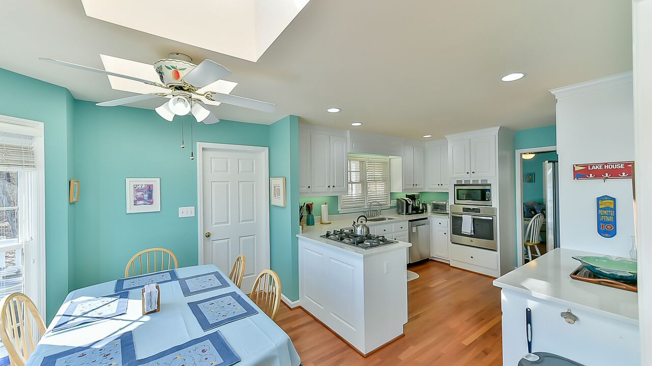 Photo of Kitchen in Leasburg