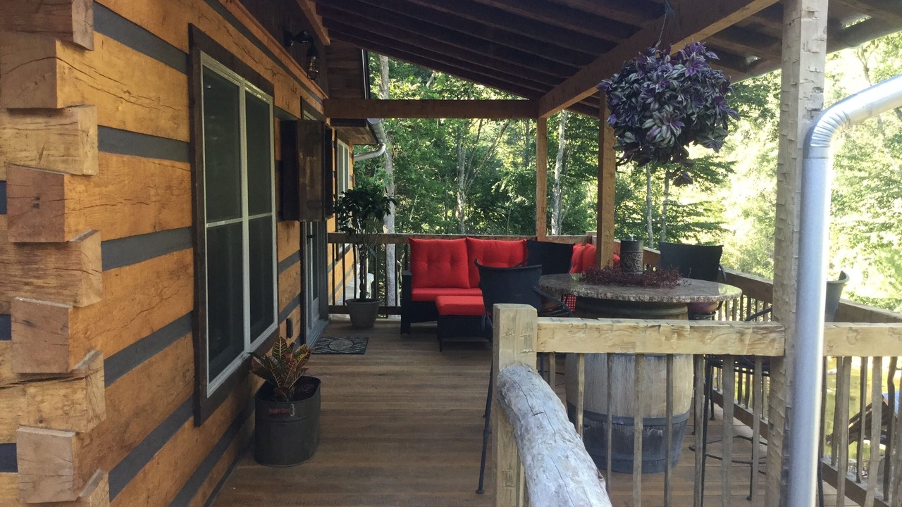 Photo of Patio Balcony in Waynesville