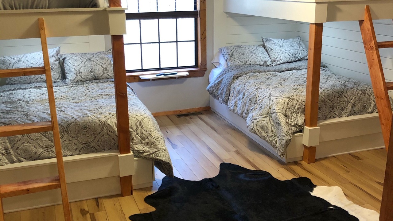 Photo of Bedroom in Murphy
