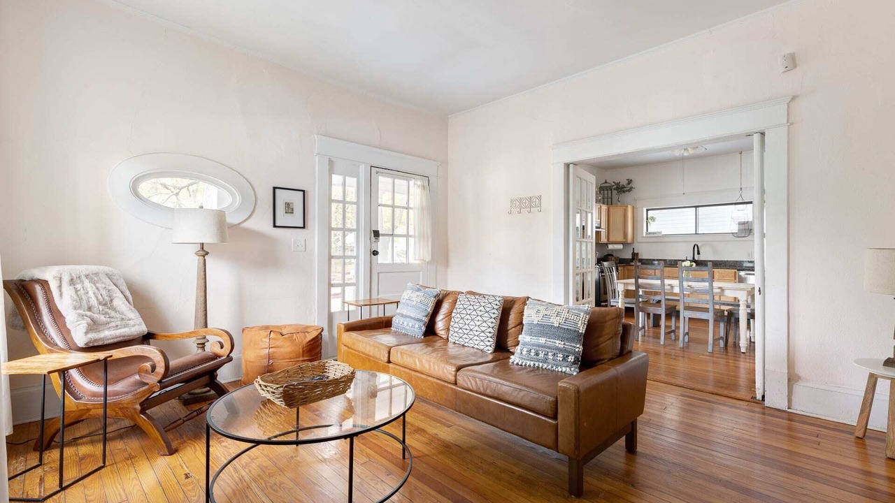 Photo of Livingroom in Durham