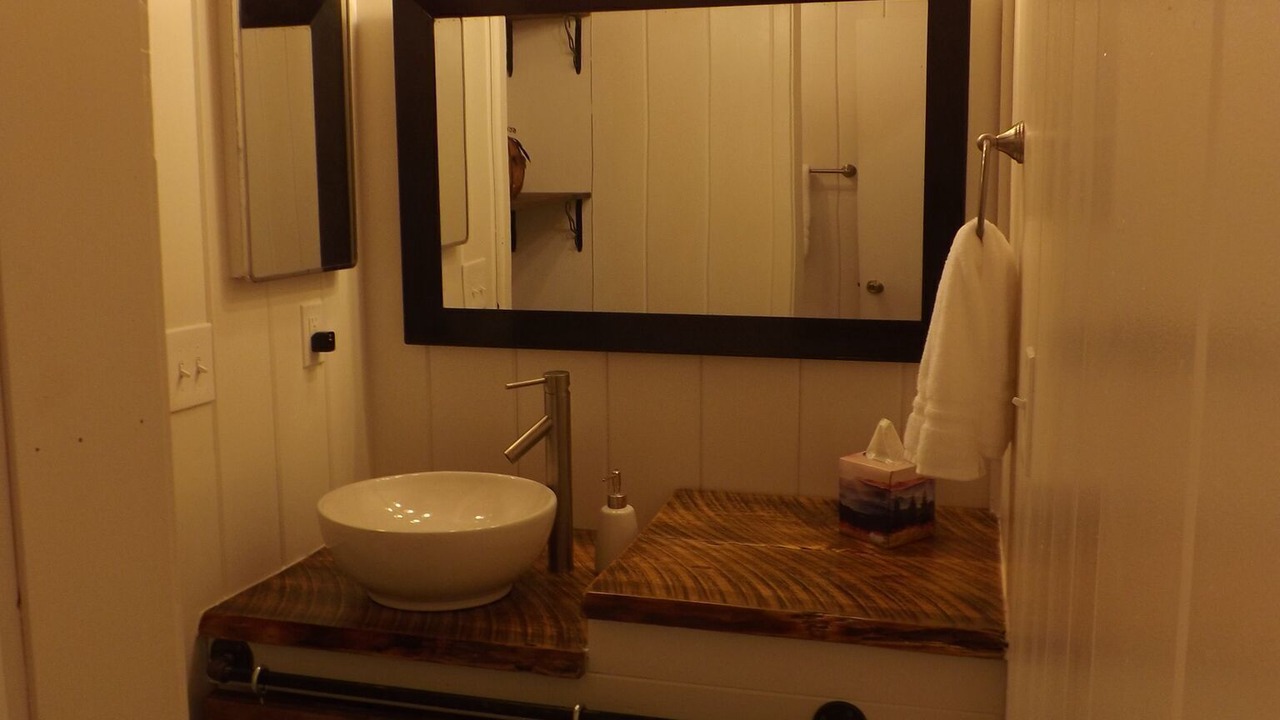 Photo of Bathroom in Lake Junaluska
