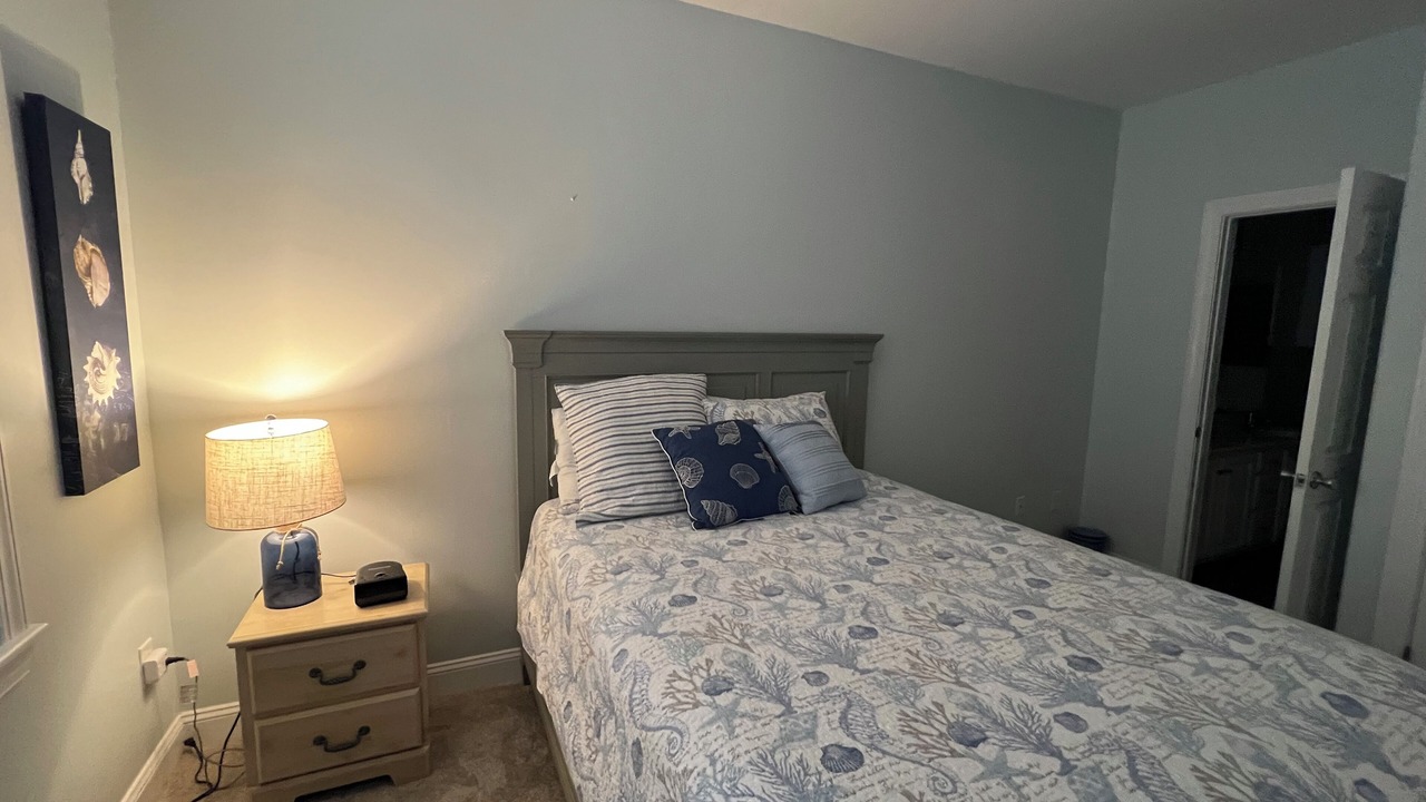 Photo of Bedroom in Indian Beach