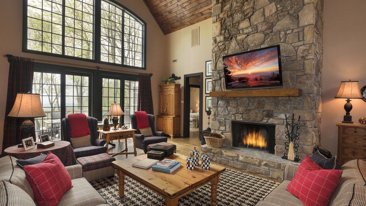 Photo of Bedroom in Linville Ridge