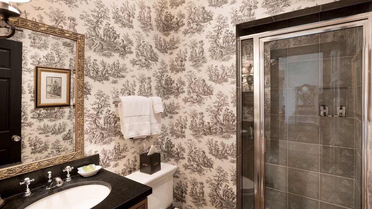 Photo of Bathroom in Linville Ridge