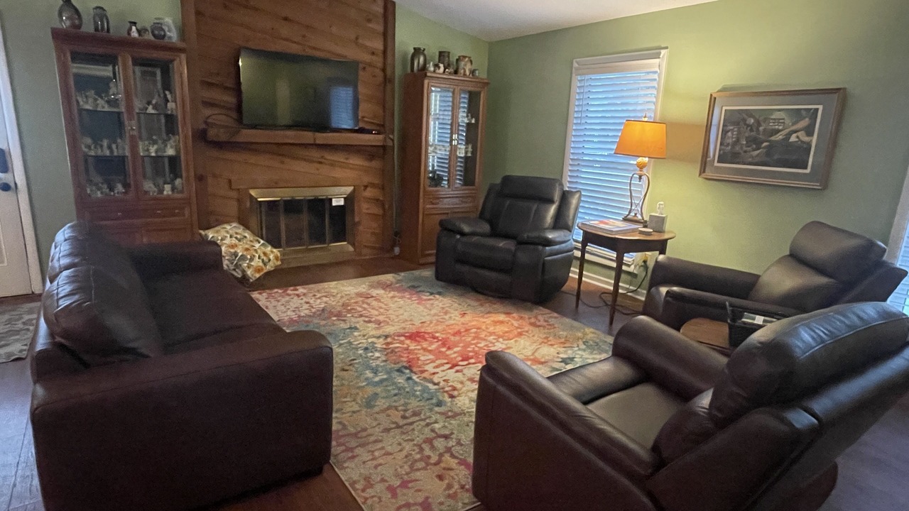 Photo of Livingroom in High Point