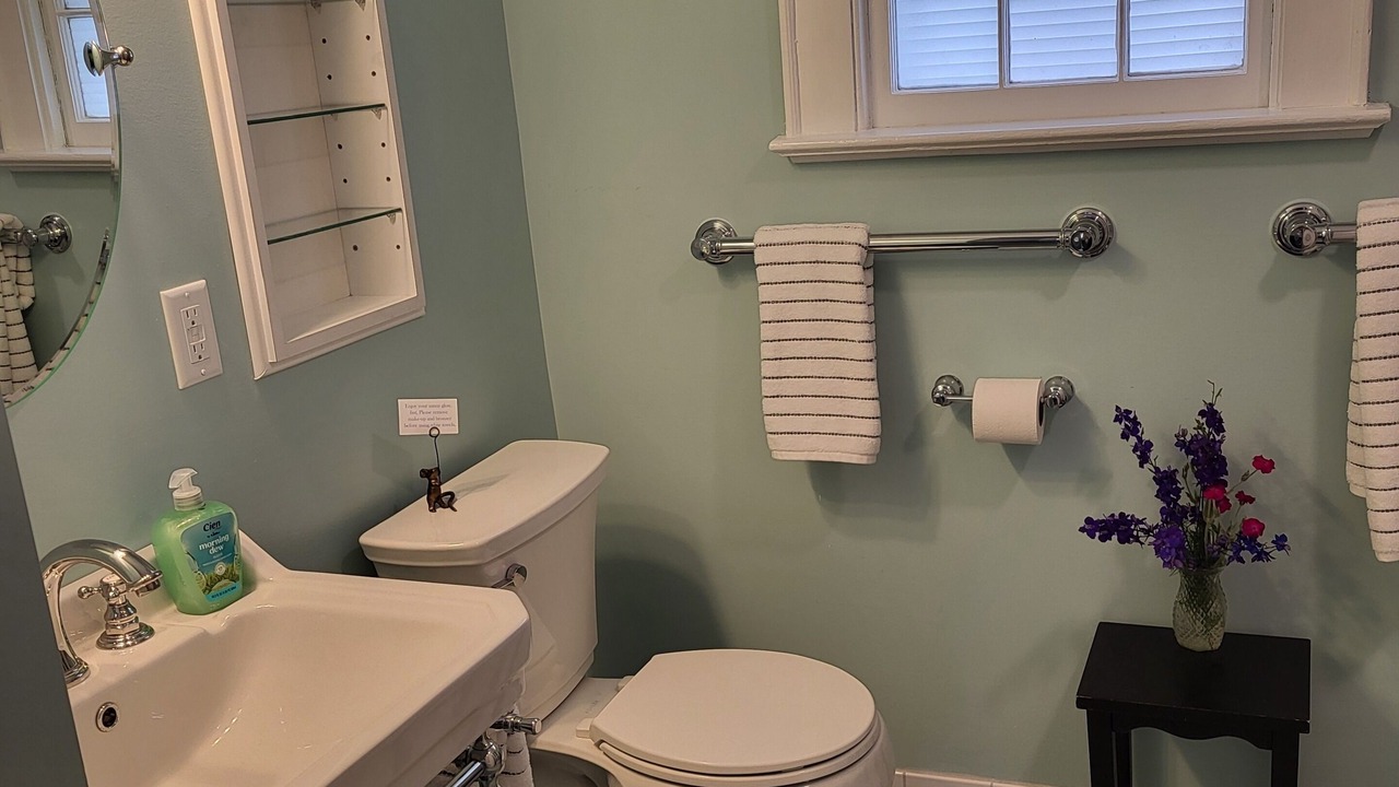 Photo of Bathroom in Northeast Virginia Beach