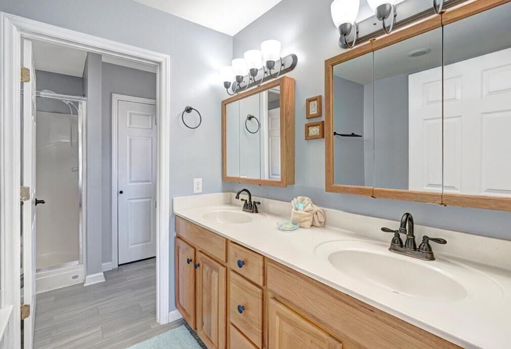 Photo of Bathroom in Seven Devils