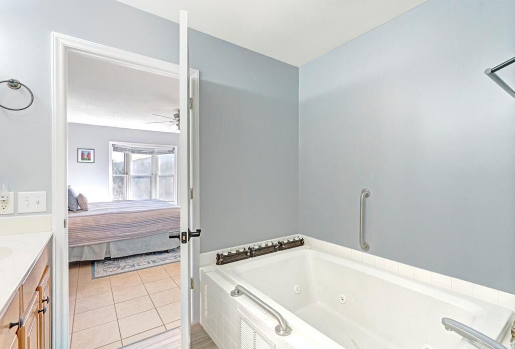 Photo of Bathroom in Seven Devils