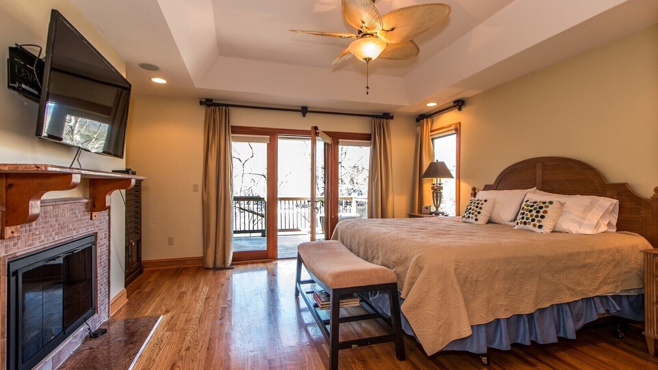 Photo of Livingroom in Lake Lure