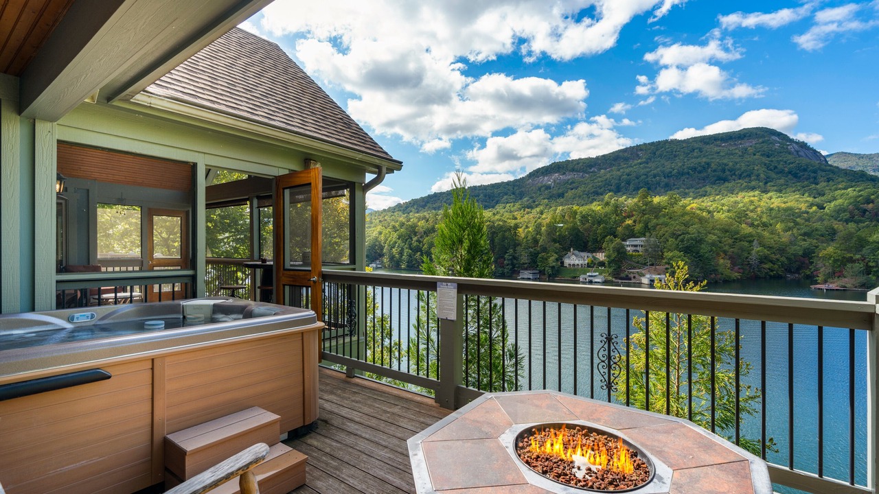 Photo of Outdoor in Lake Lure