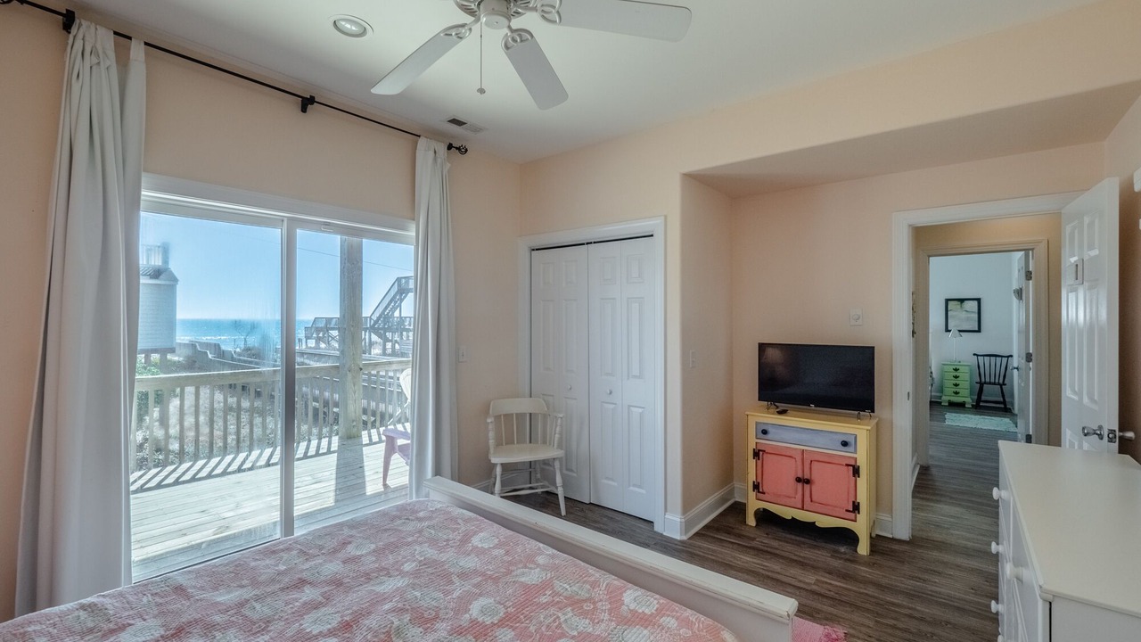 Photo of Patio Balcony in North Topsail Beach