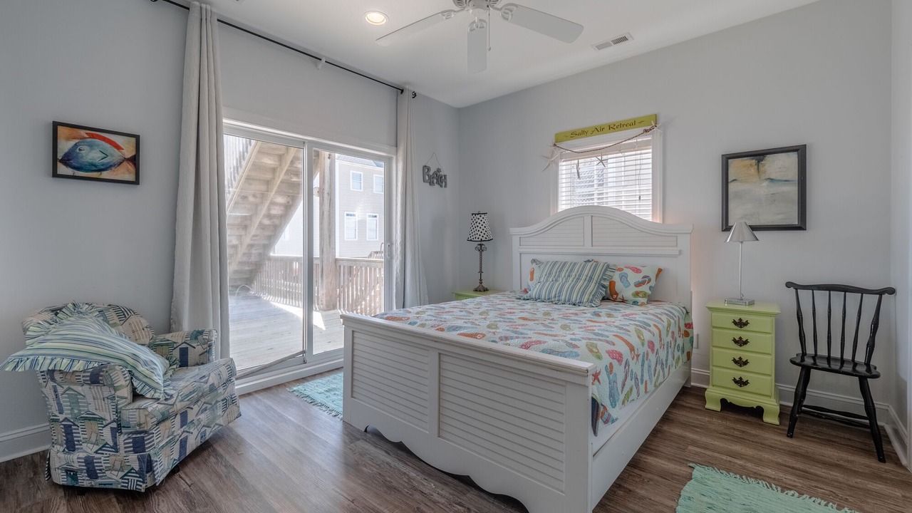 Photo of Patio Balcony in North Topsail Beach