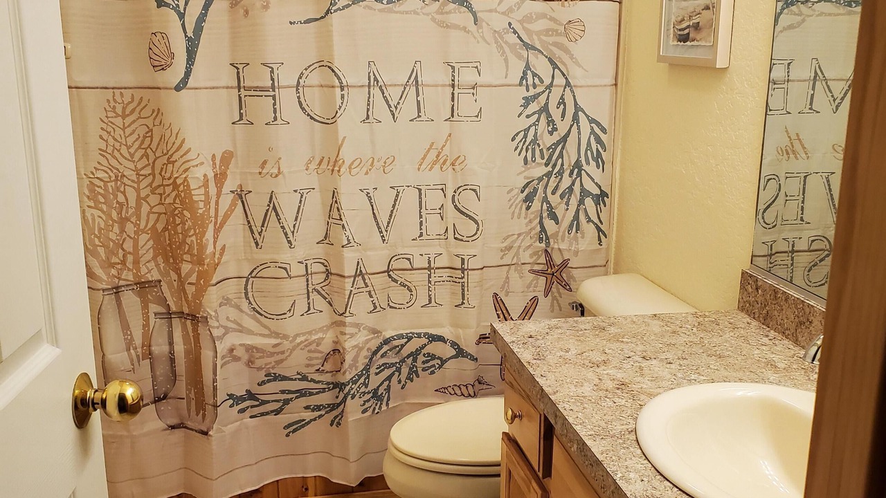 Photo of Bathroom in Whalehead Beach