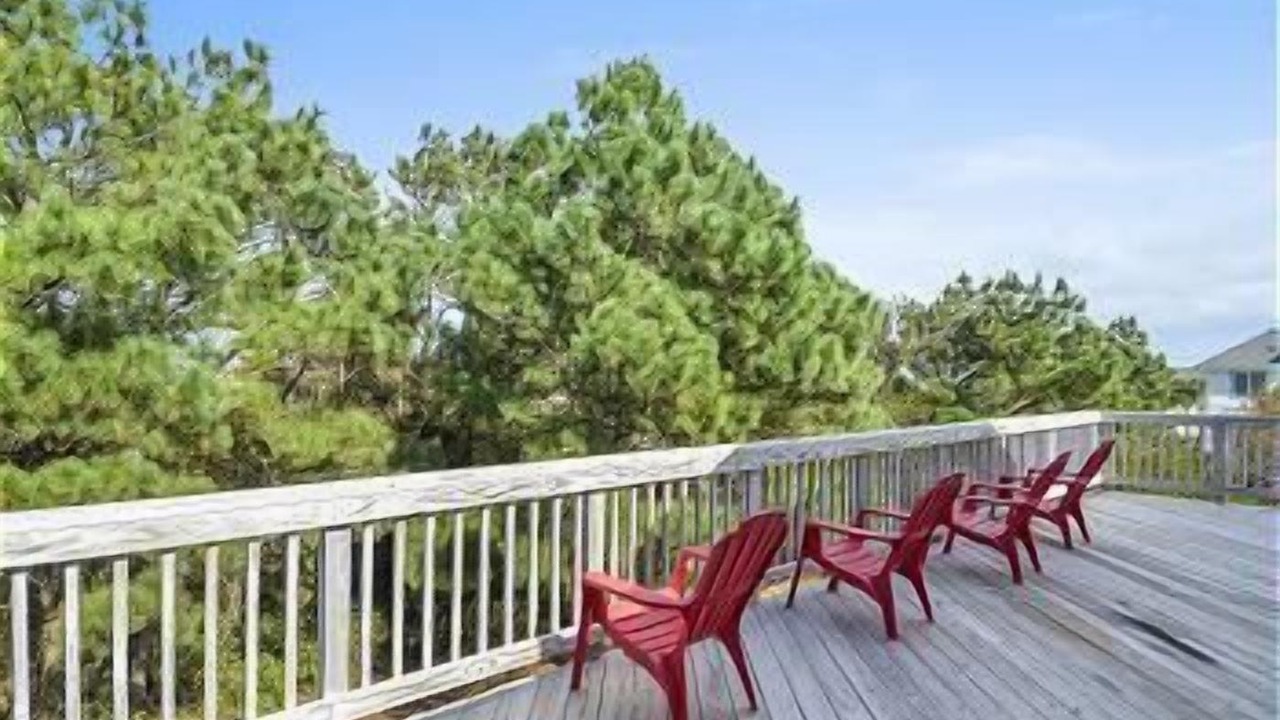 Photo of Patio Balcony in Whalehead Beach