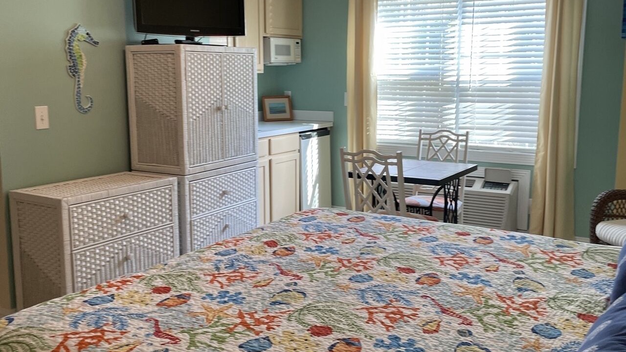 Photo of Bedroom in Sunset Beach