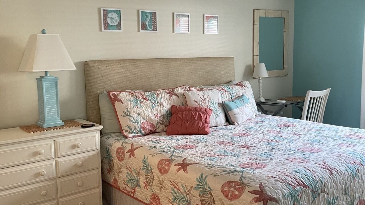 Photo of Bedroom in Sunset Beach