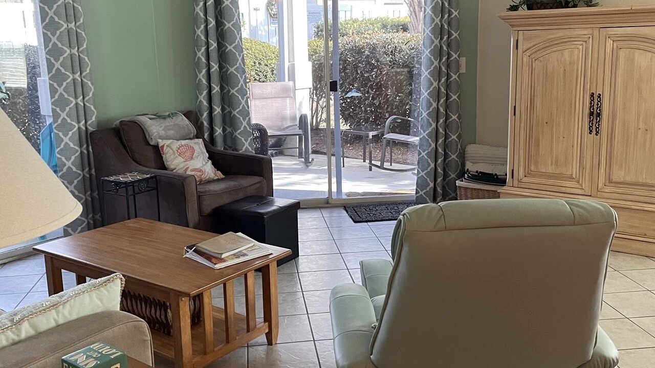 Photo of Livingroom in Sunset Beach