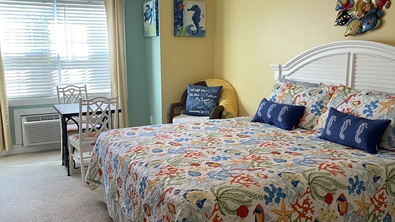 Photo of Bedroom in Sunset Beach