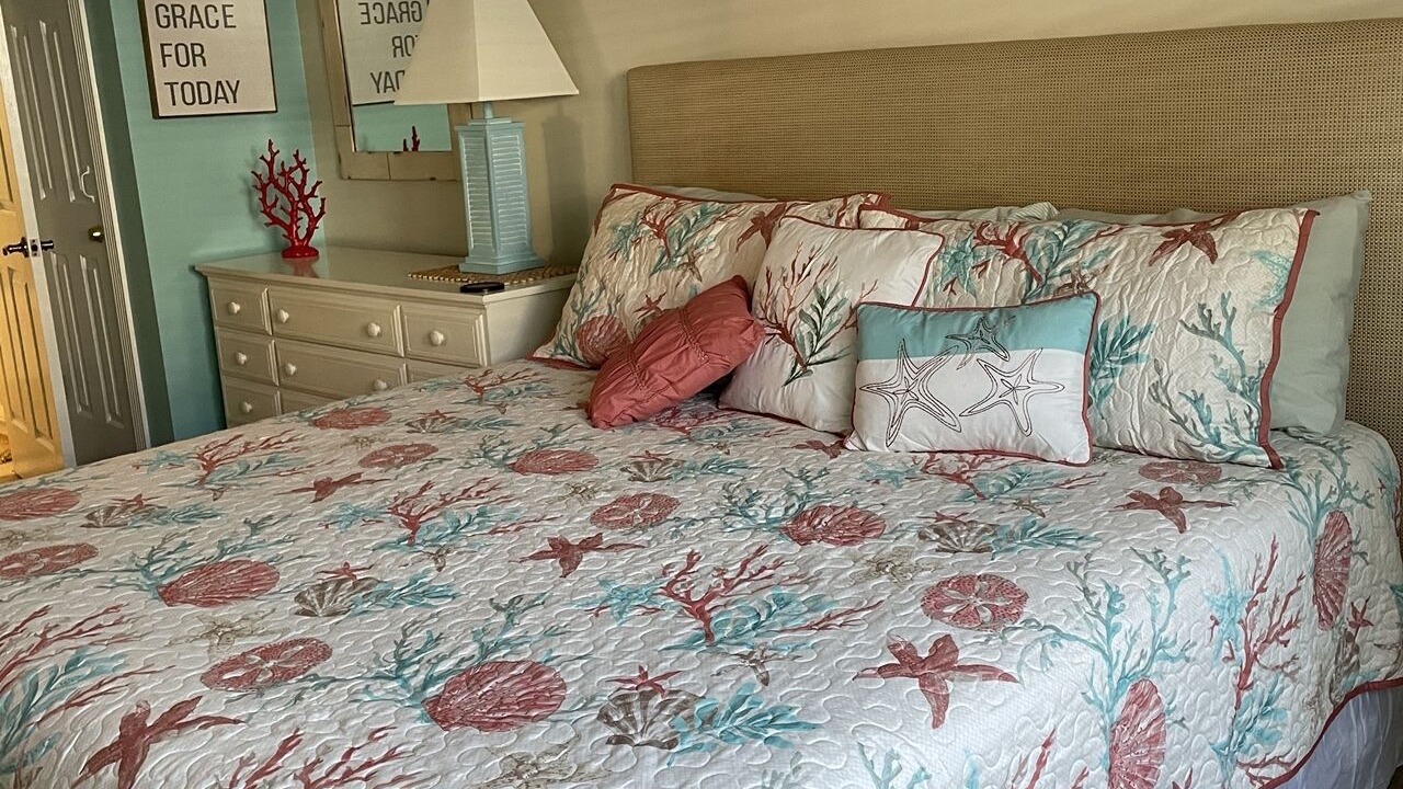 Photo of Bedroom in Sunset Beach
